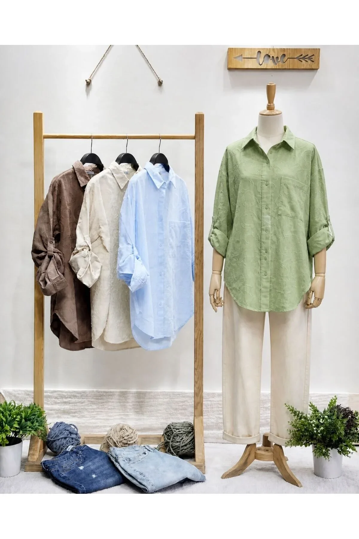 Jakarlı %100 Pamuk Oversize Gömlek ( 1 Beden Küçük Alınız ) detay görünümü